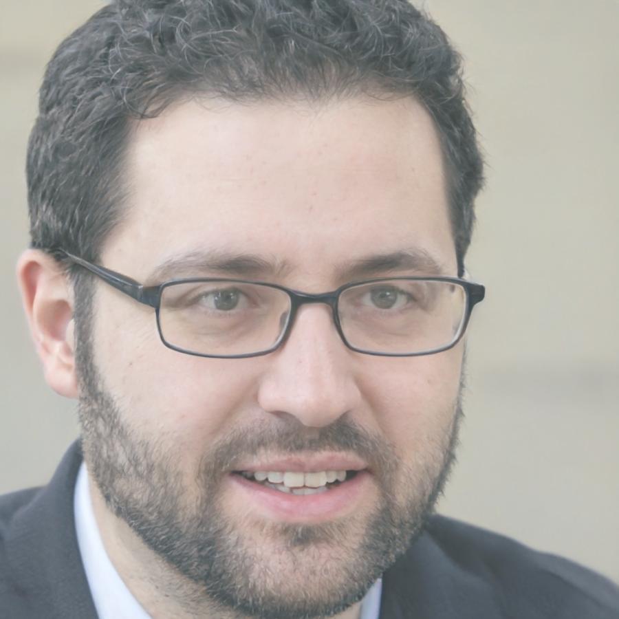 Rajiv Kapoor, Founder & Lead Instructor